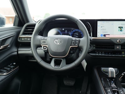 2026 Toyota Toyota Crown XLE