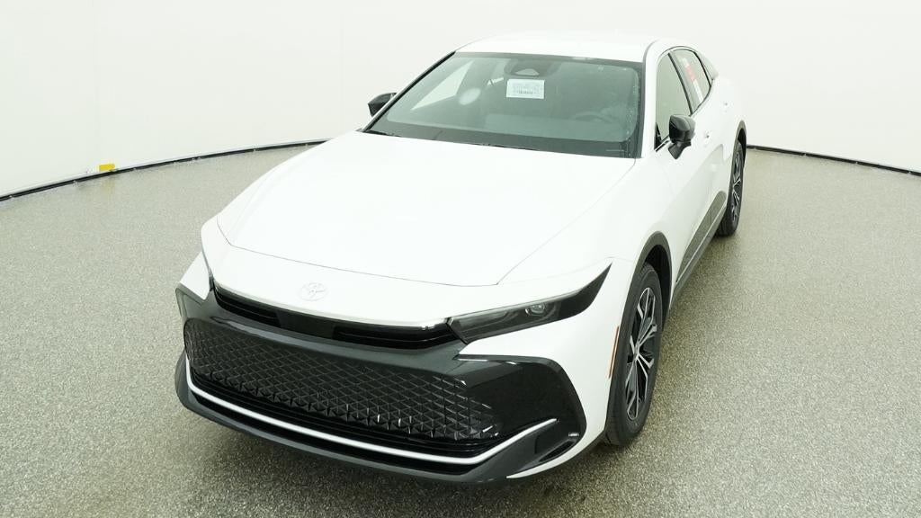 2026 Toyota Toyota Crown XLE