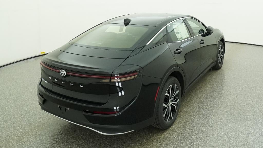 2026 Toyota Toyota Crown XLE