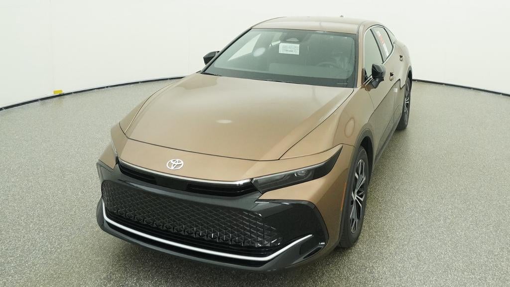 2026 Toyota Toyota Crown XLE
