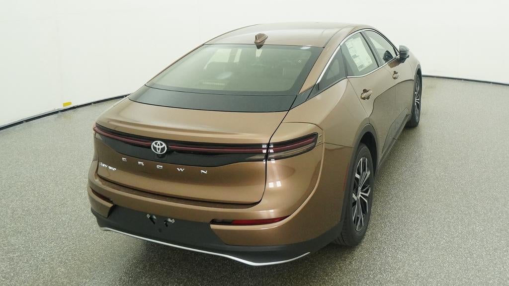 2026 Toyota Toyota Crown XLE