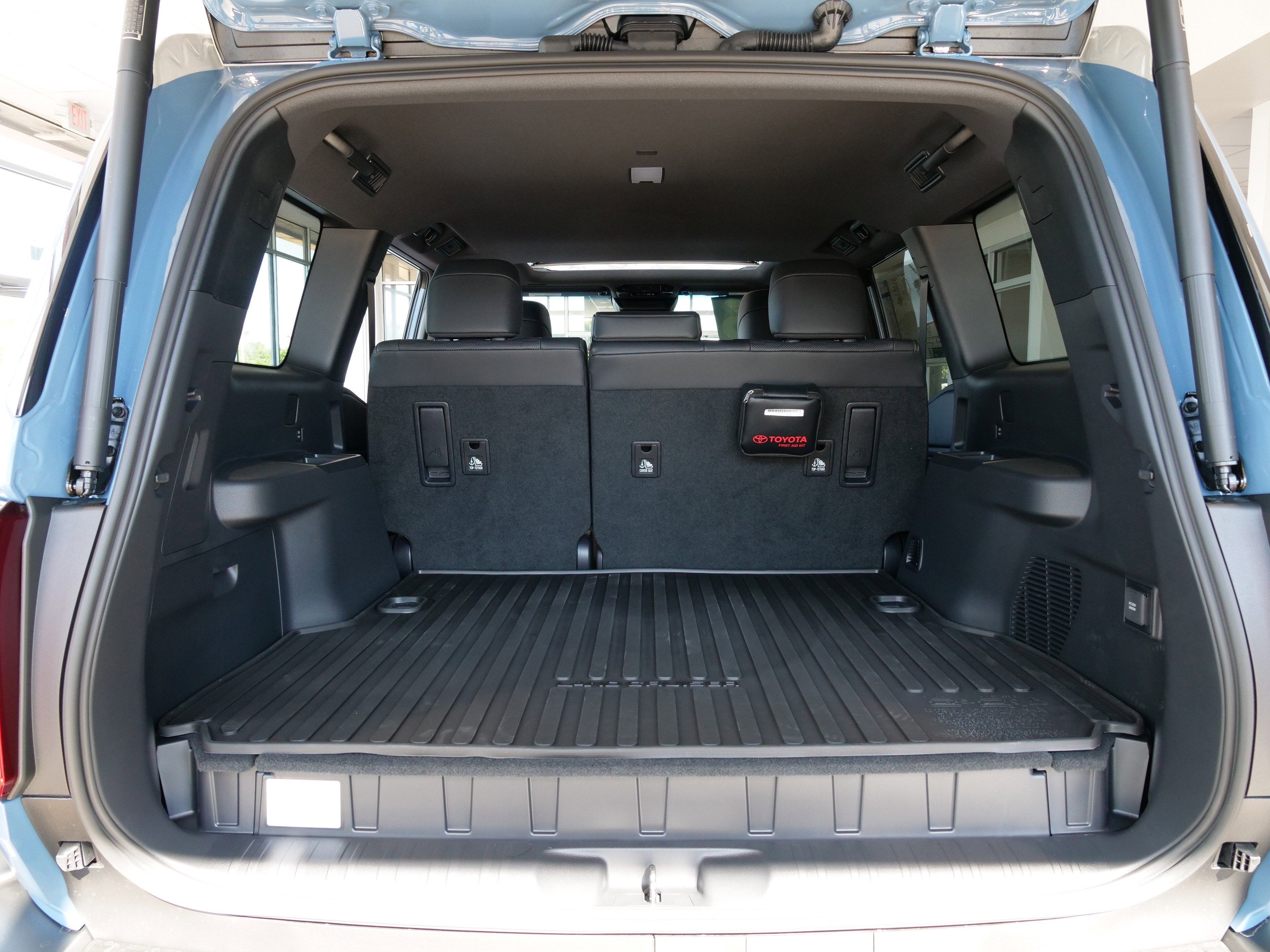 2026 Toyota Land Cruiser 4WD (Natl)