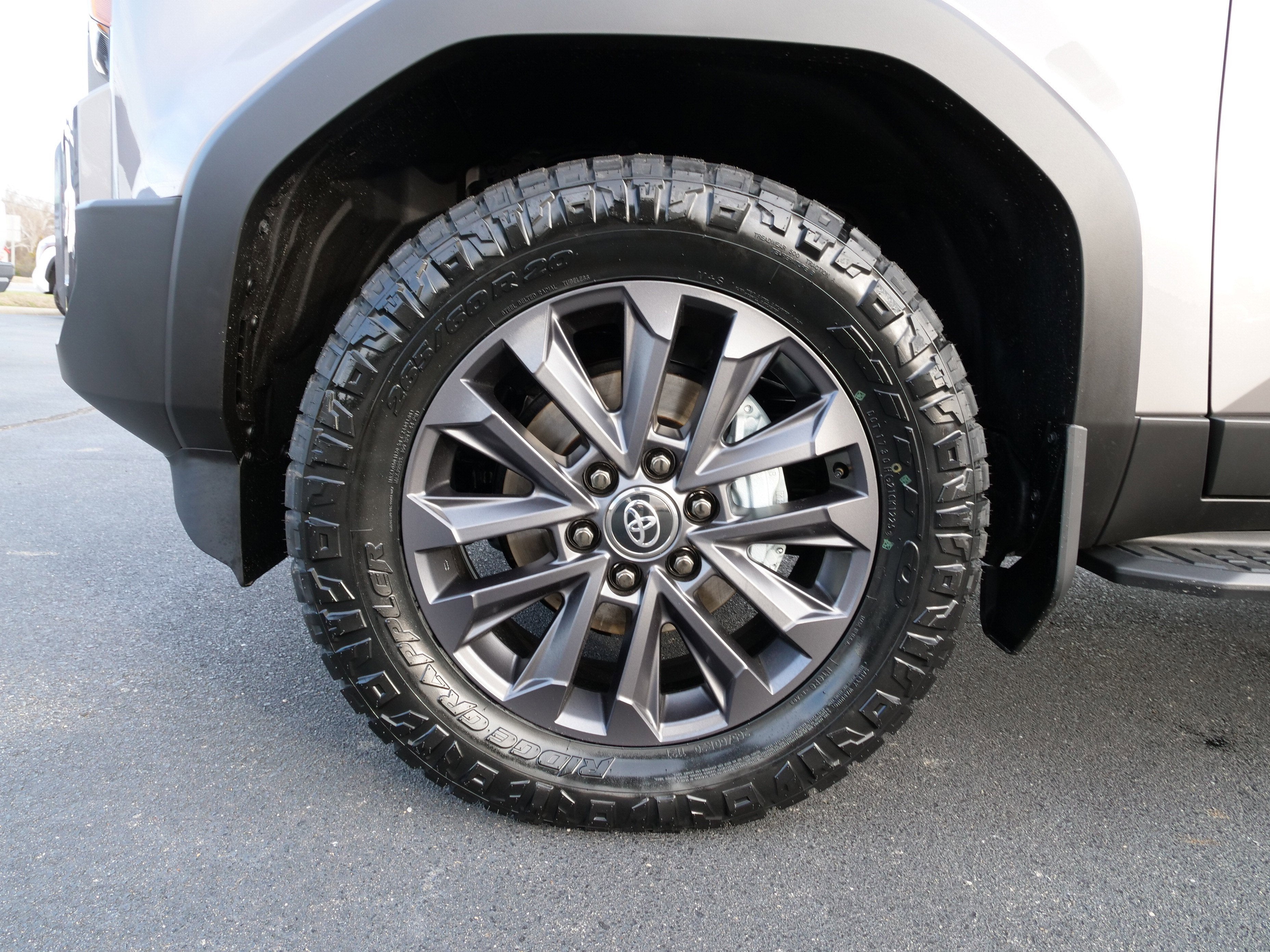 2026 Toyota Land Cruiser 4WD (Natl)