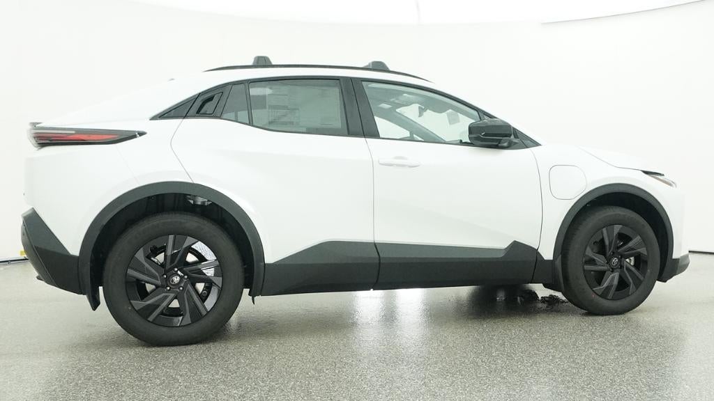 2026 Toyota C-HR SE
