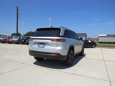 2024 Jeep Grand Cherokee Altitude