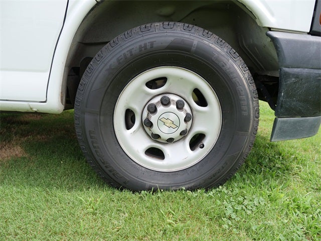 2022 Chevrolet Express 2500 Work Van Cargo