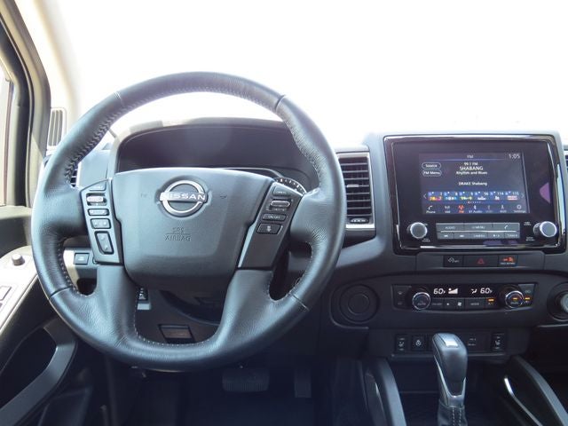 2024 Nissan Frontier SL