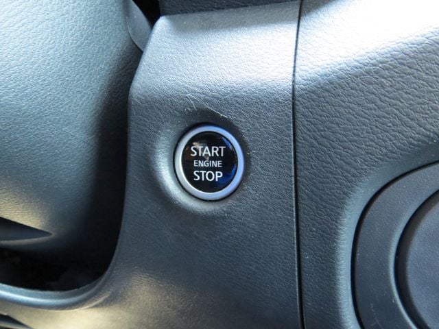 2024 Nissan Frontier SL