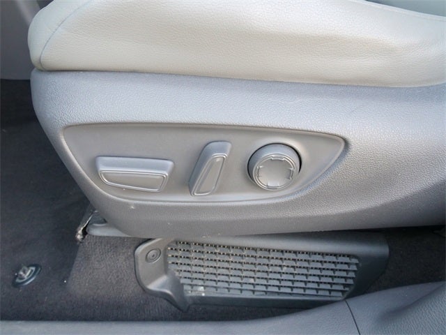 2021 Toyota Sienna XLE 8 Passenger