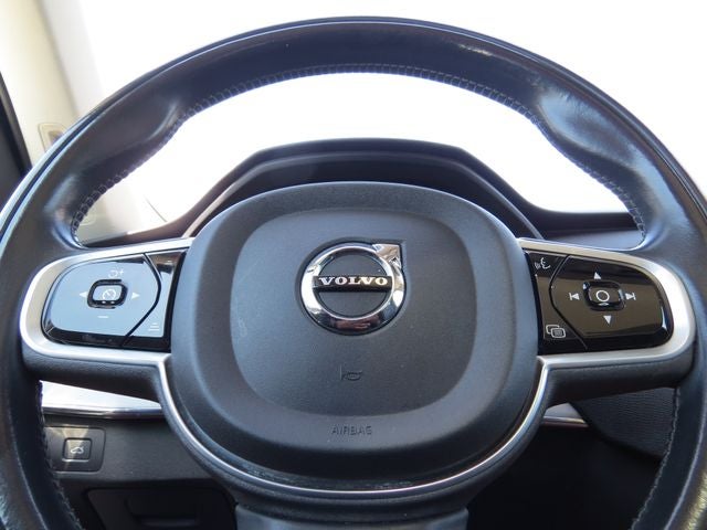 2021 Volvo XC90 T5 Momentum
