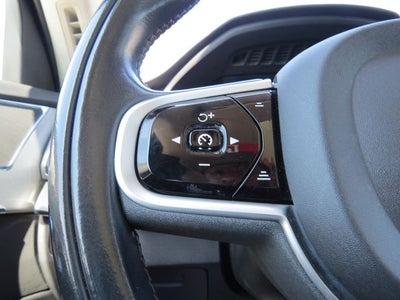 2021 Volvo XC90 T5 Momentum